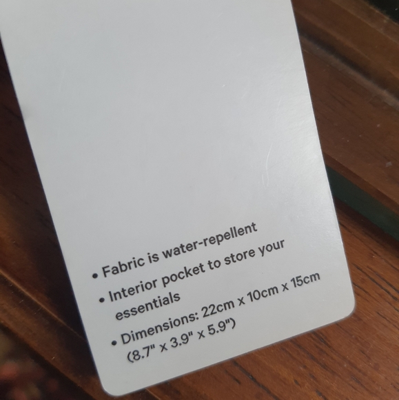 Lululemon- Feeling Ready Camo New Year Pouch NWT - Picture 8 of 8